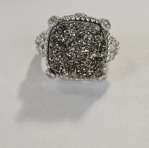 Genuine Judith Ripka Druzy Quartz Ring in Sterling Silver Size 7! - Picture 2 of 7
